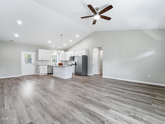 5th image of 1992 Catherine Lake Road