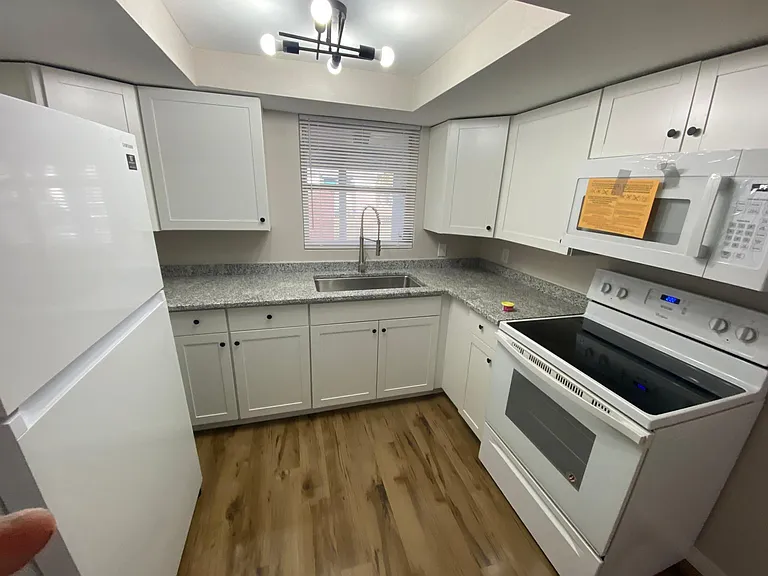 6041 13th Ave — Photo 24