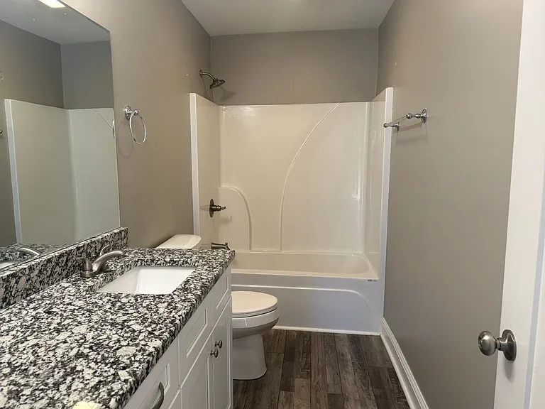 115 Buster Ln #B — Photo 9
