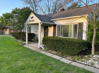 9180 N Lilley Rd #B, Plymouth, MI 48170