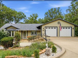 1015 Westwood Dr, Mount Pleasant, IA 52641