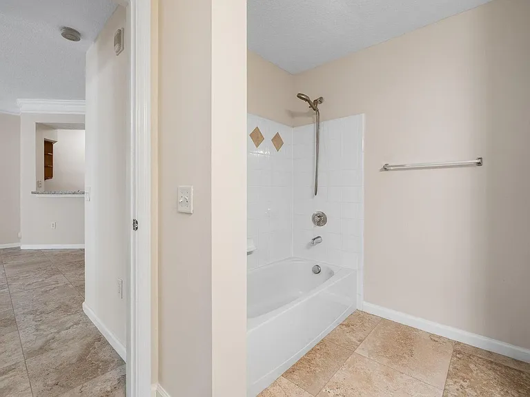 9901 Baywinds Dr #3105 — Photo 12