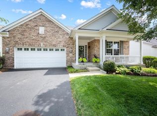 2507 Edgewater Dr, Elgin, IL 60124