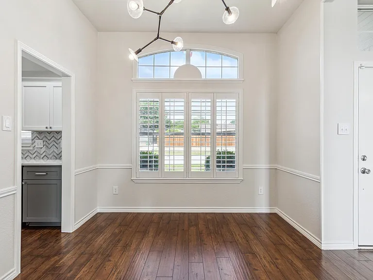 4305 Durango Ln — Photo 15