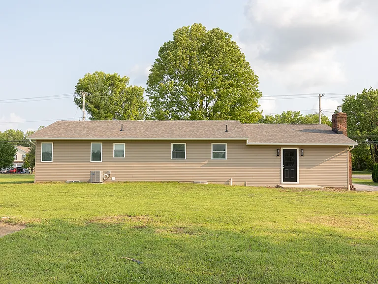 1574 Dyer Rd — Photo 48