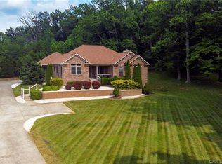 1010 Old Salem Rd, Lanesville, IN 47136