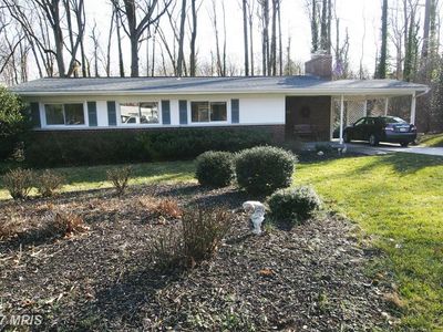 6443 Queen Anne Ter, Falls Church, VA, 22044