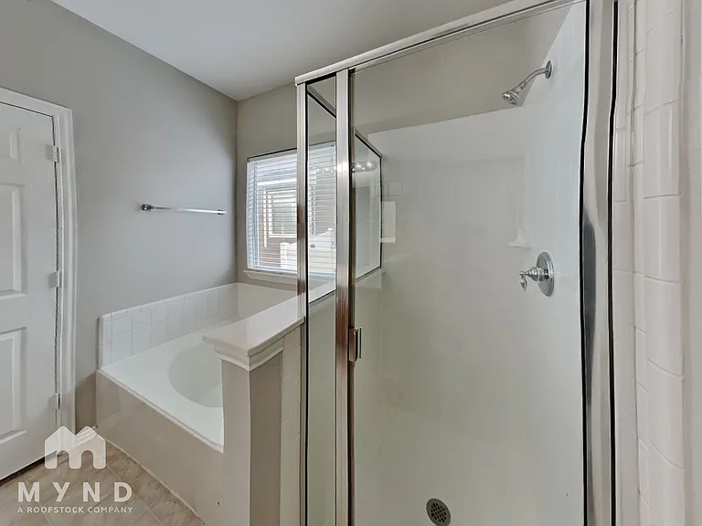 1039 Providence Blvd — Photo 17