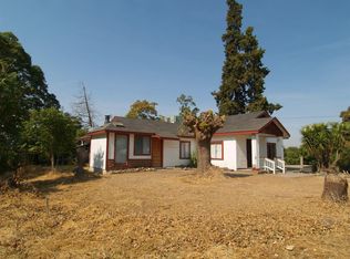 54 S Stearns Rd, Oakdale, CA 95361