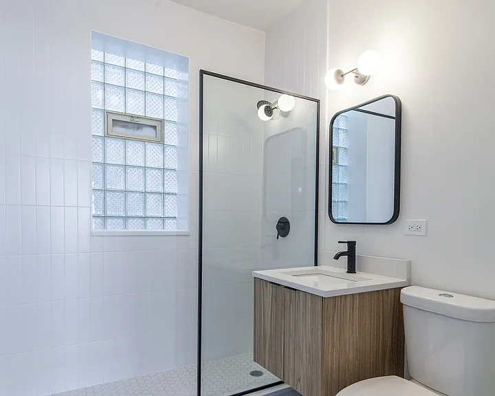 2313 N Albany Ave #1 — Photo 8