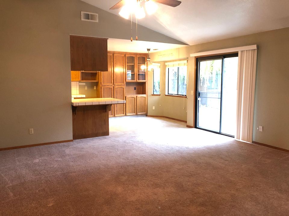 Family rm. looking into Dinette & Kitchen