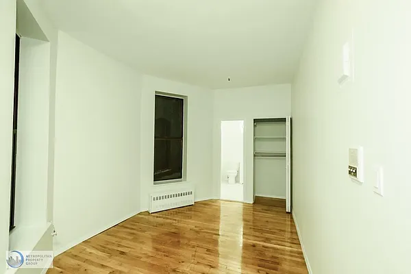 Rented by Metropolitan Property Group | media 6