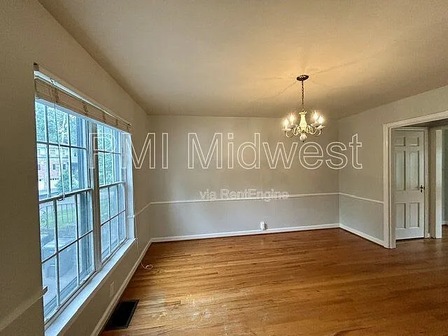 5663 N Illinois St — Photo 14