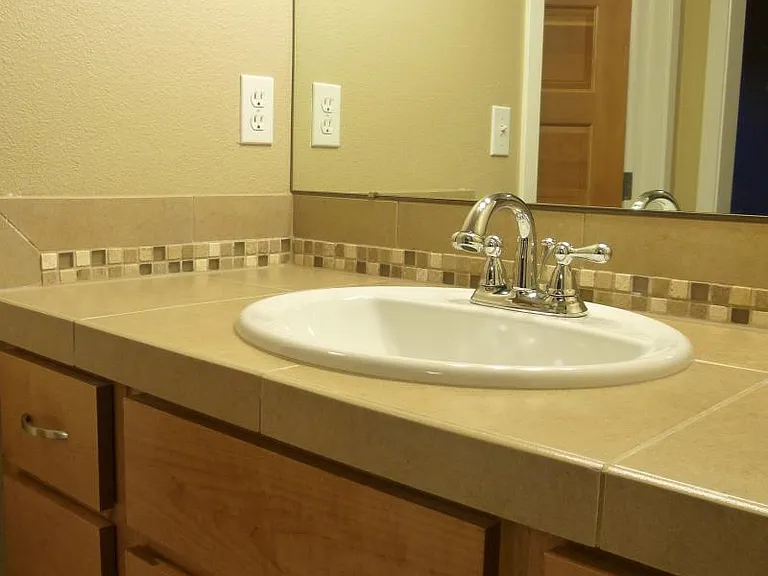 BATH BEDRM 1 12