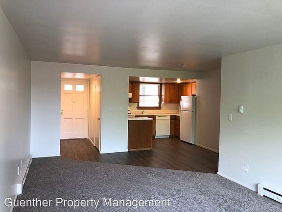 2nd image of 705 S Lincoln St #203N