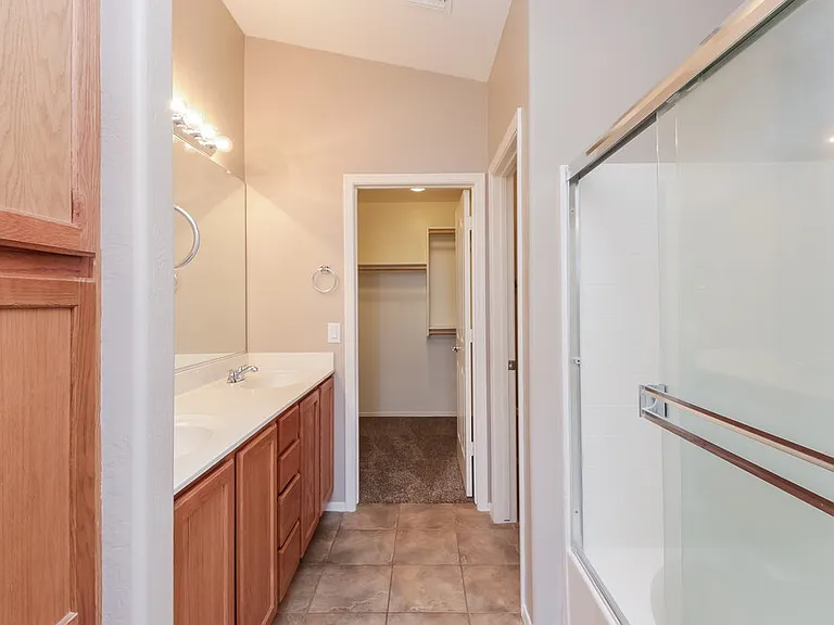 3658 E Alamo St — Photo 11