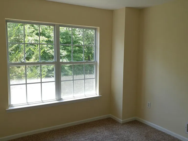 Bed Room 1 - Picture 2