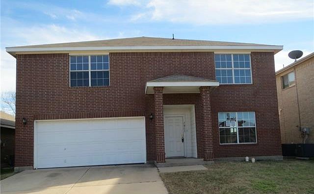 1st image of 1011 Vicksburg Dr
