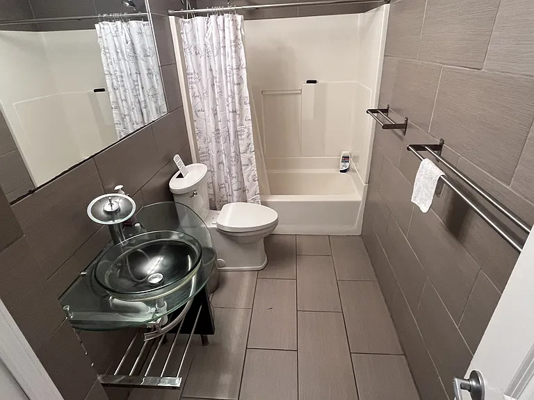 356 Jefferson St #1 — Photo 20