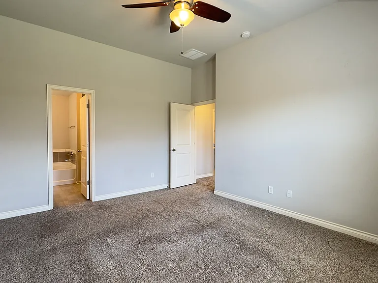 19112 Hecho Dr — Photo 20