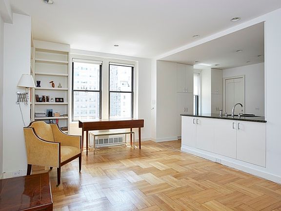 5th image of 975 Lexington Ave #9C
