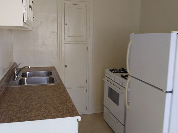 5th image of 4408 Lockwood Ave #10421118