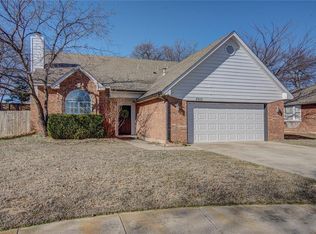 2900 Glasgow Dr, Norman, OK 73072