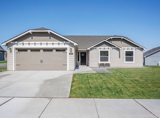 1717 NW Walnut Ave #188, Redmond, OR 97756