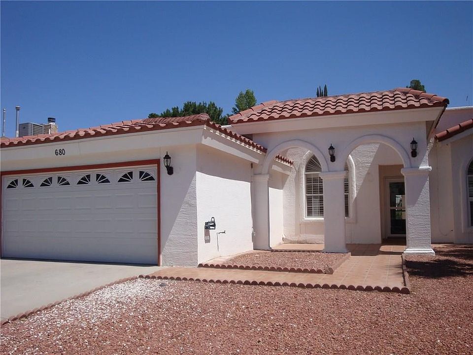 1st image of 680 Bluff Canyon Cir