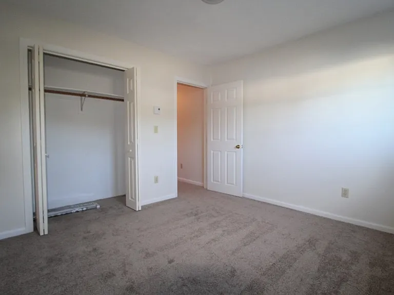 641R S Washington St #11 — Photo 4
