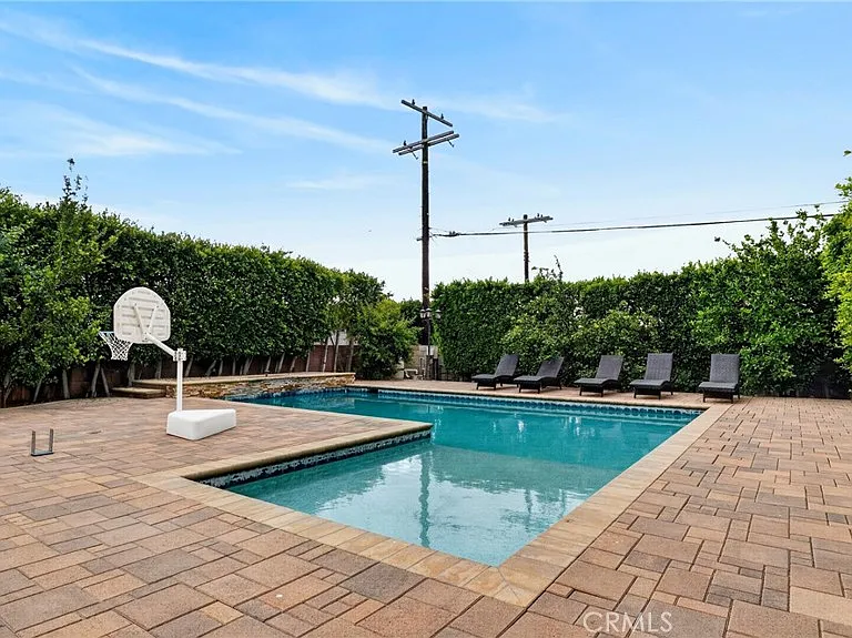 10855 Oro Vista Ave — Photo 33