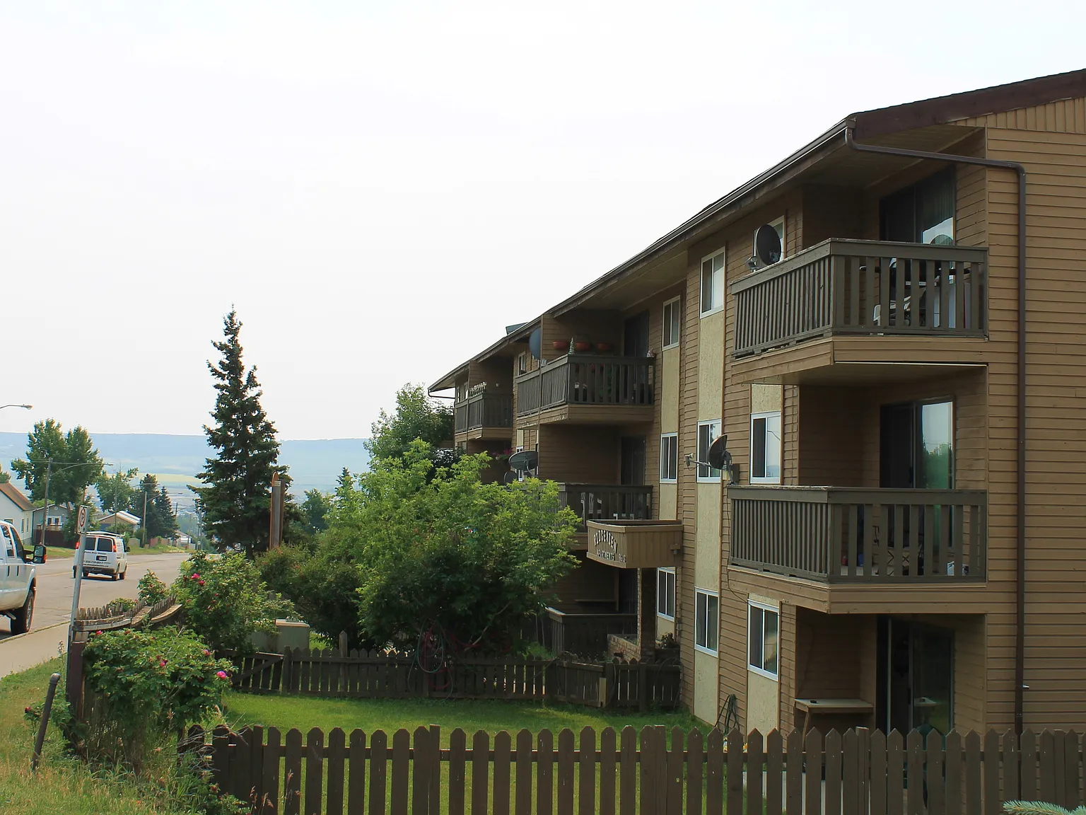 Ridgeview Apartments — Photo 3
