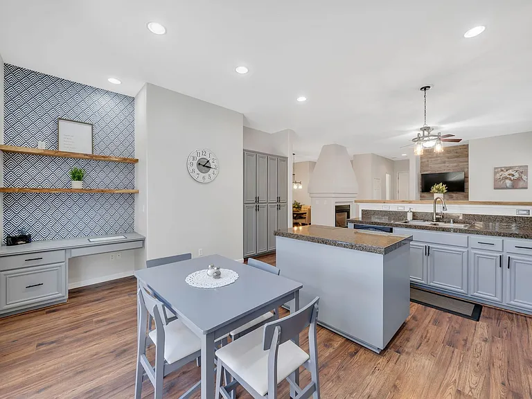 10577 Eagle Falls Way — Photo 14