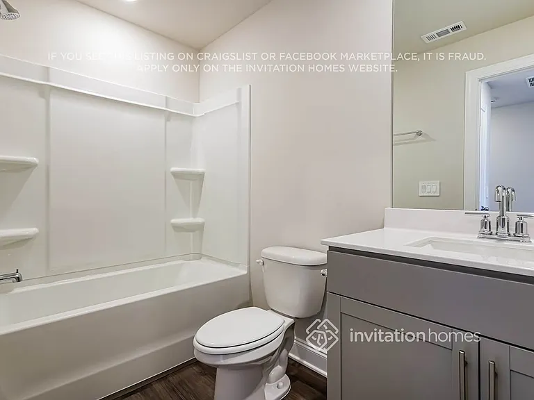 100 Maybrook Dr #1 — Photo 16