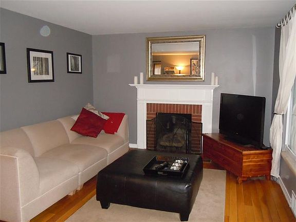 2nd image of 131 Wyngate Dr