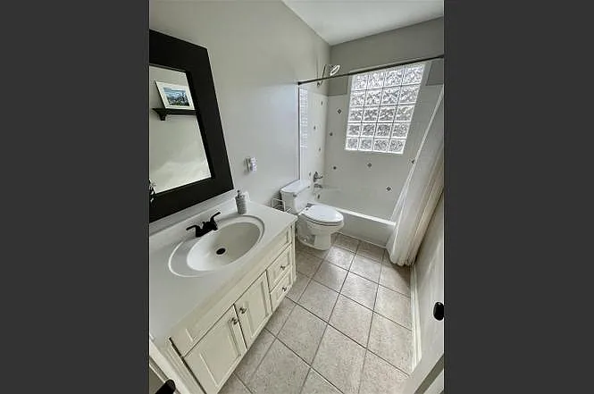 8185 Kimbrook Dr — Photo 5