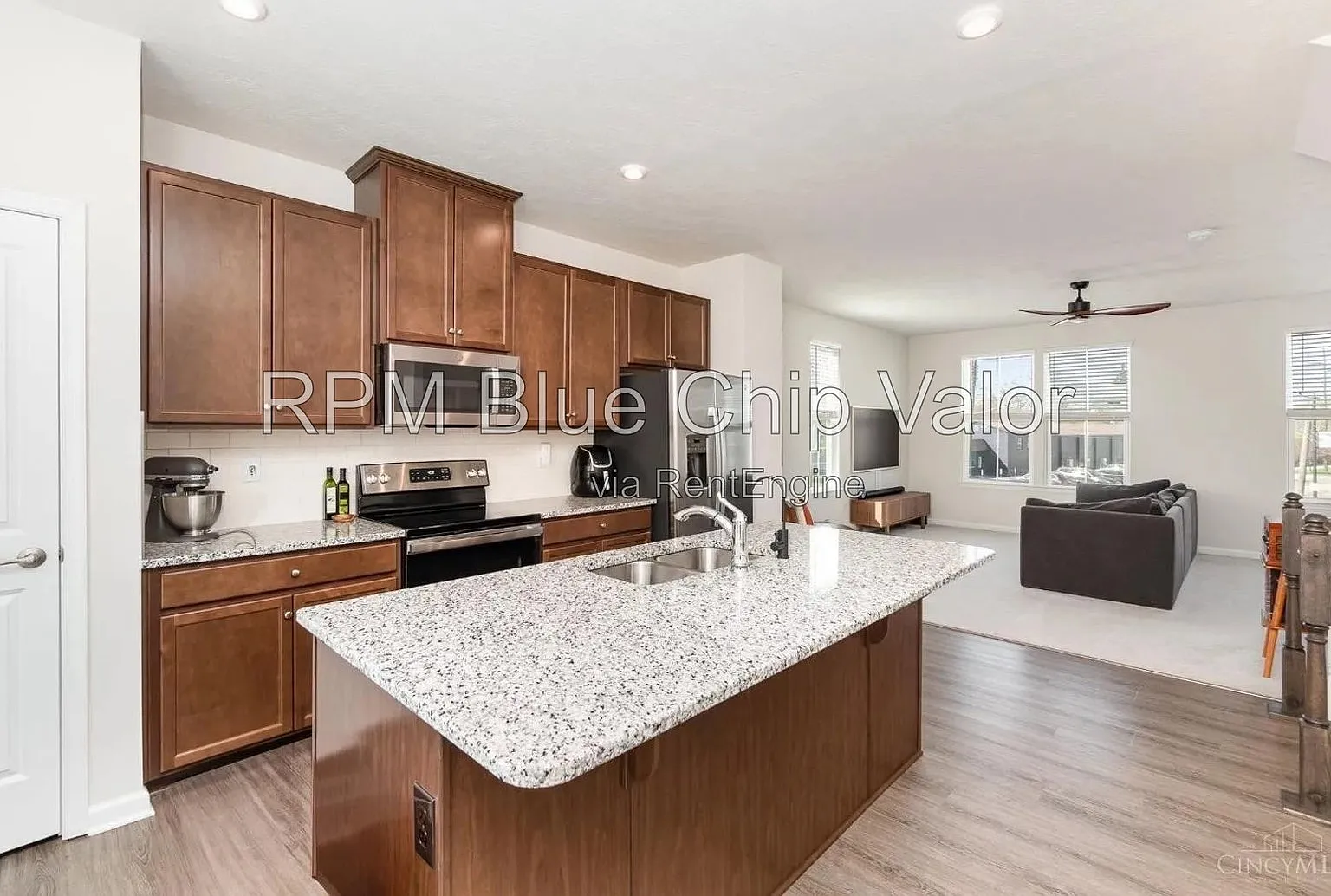 3 bed, 2.5 bath, 1710 sqft, $2,750 — Photo 4