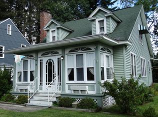 14 Longview Ave, West Sand Lake, NY 12196