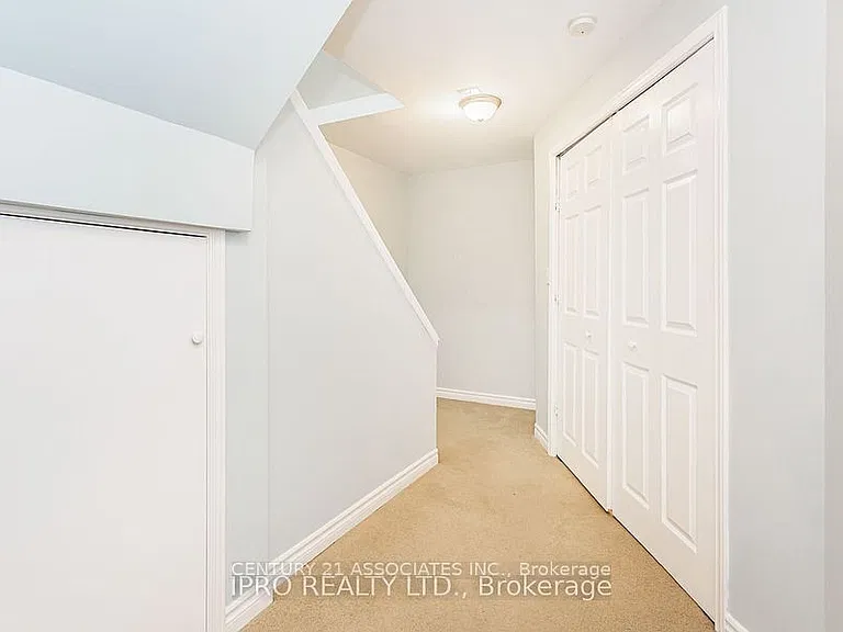 2410 Emerson Dr — Photo 26