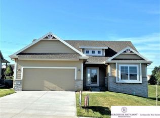 9819 S 185th St, Omaha, NE 68136