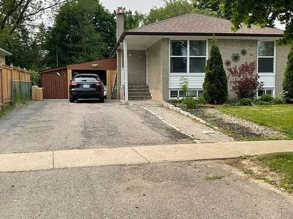 77 Murray Dr, Aurora, ON L4G 2C2