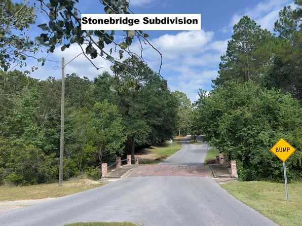 Summer Ck W Old Ml, Crestview, FL 32539