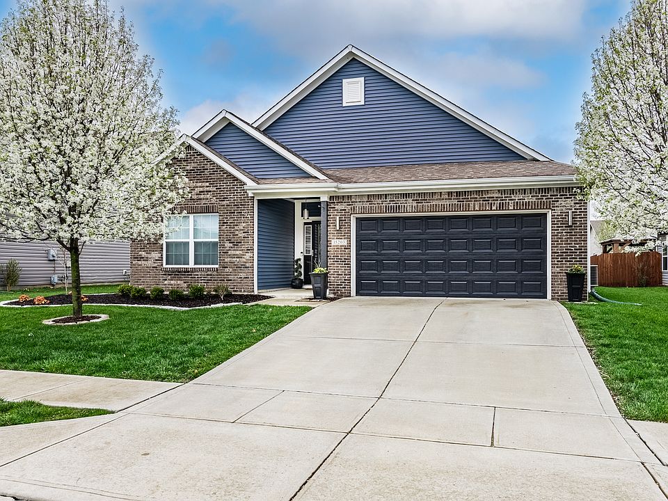 1st image of 15203 Silver Charm Dr