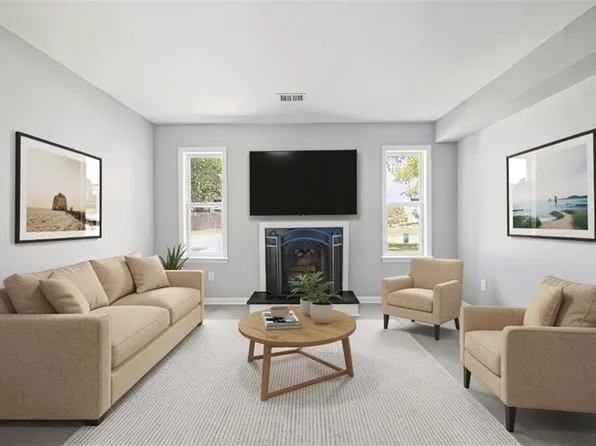 3819 Peachtree Ln, Portsmouth, VA 23703