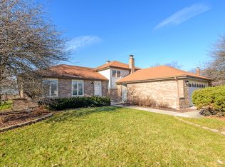 15344 Royal Foxhunt Rd, Orland Park, IL 60462