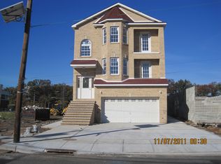142 Manchester Pl, Newark, NJ 07104