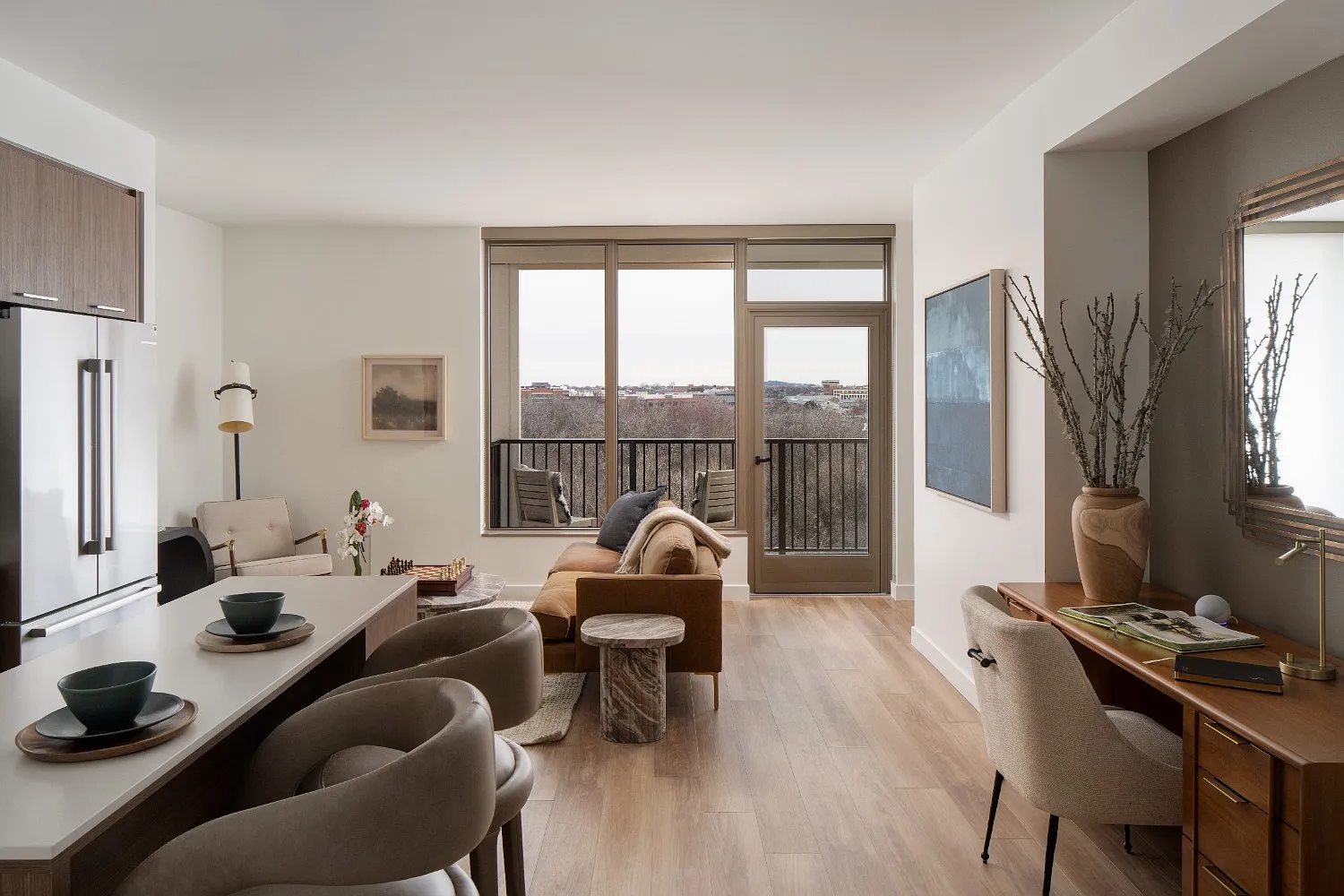 Stratos at Bridge District — Photo 4