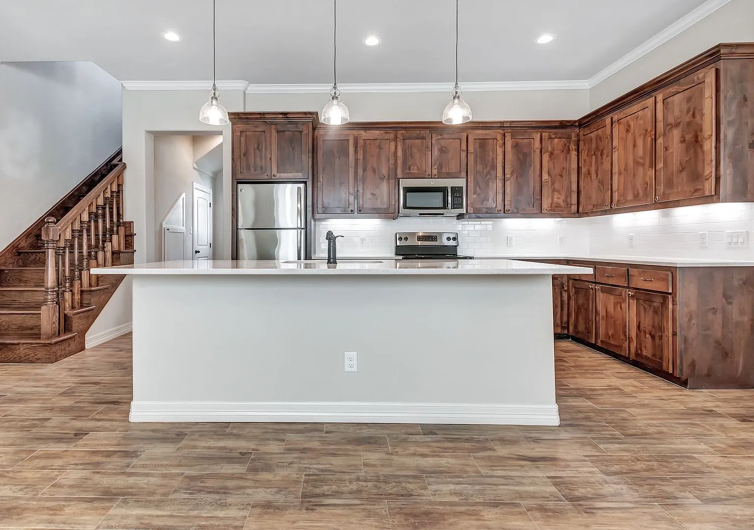 311 Fairway Drive - A — Photo 2