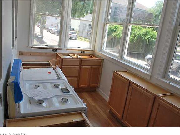 2nd image of 23 Gold St APT 1
