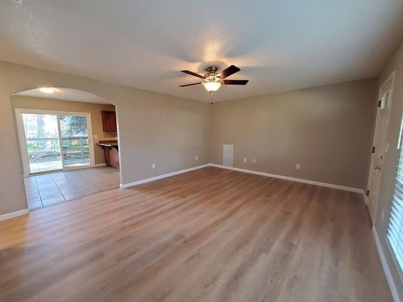 2nd image of 2895 Kenco Ave